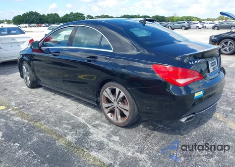 2015 Mercedes-Benz Cla 250 z USA, uszkodzony, nr VIN WDDSJ4EB0FN167337